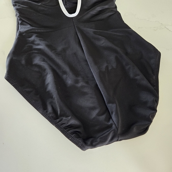 MIRACLESUIT Line Up One-Piece Swimsuit Sculpting High-Neck Black White Piping - Picture 4 of 11